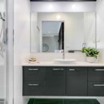 13 Ensuite